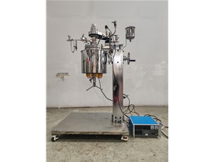 5L不銹鋼油浴電加熱手動升降反應(yīng)釜已完工發(fā)往廈門